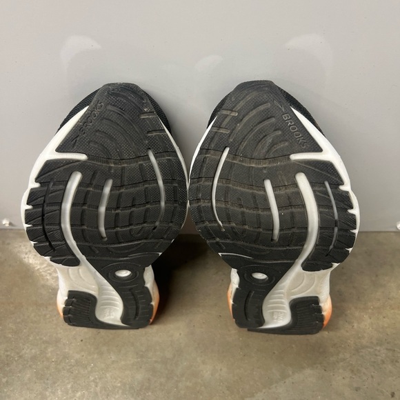 Brooks Glycerin 20 Women's Size 6.5 Black/red/opal Running Shoes - Picture 5 of 5